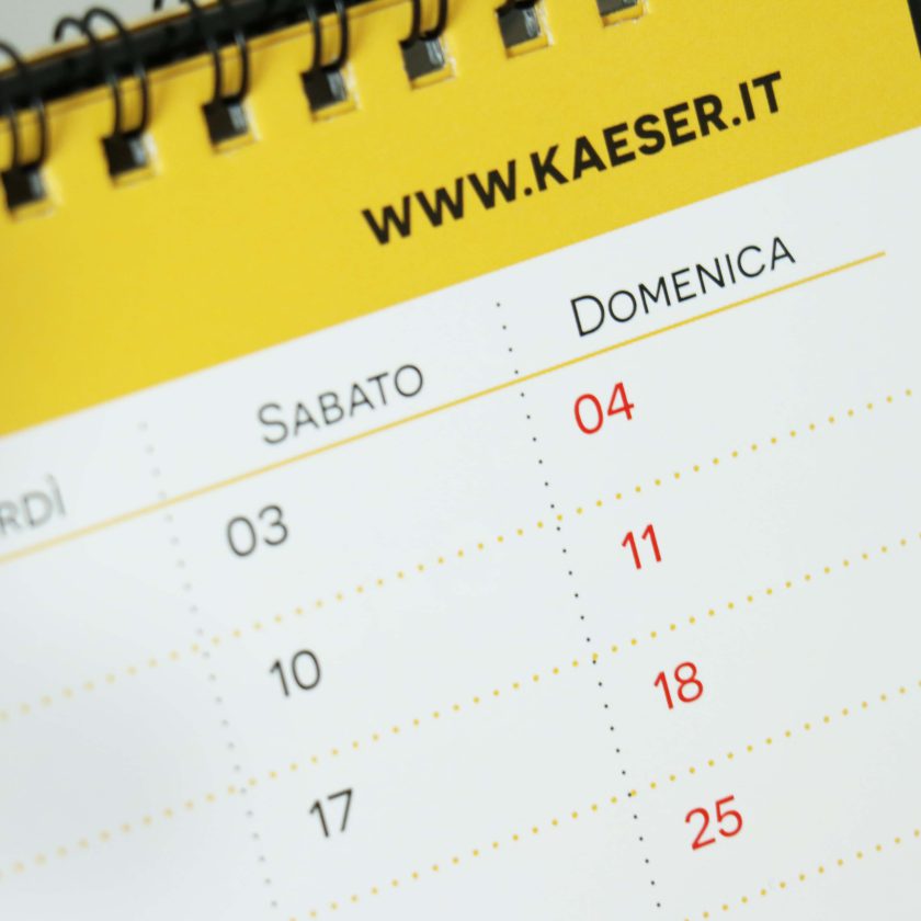 Calendario da tavolo con 3 blocchi adesivi